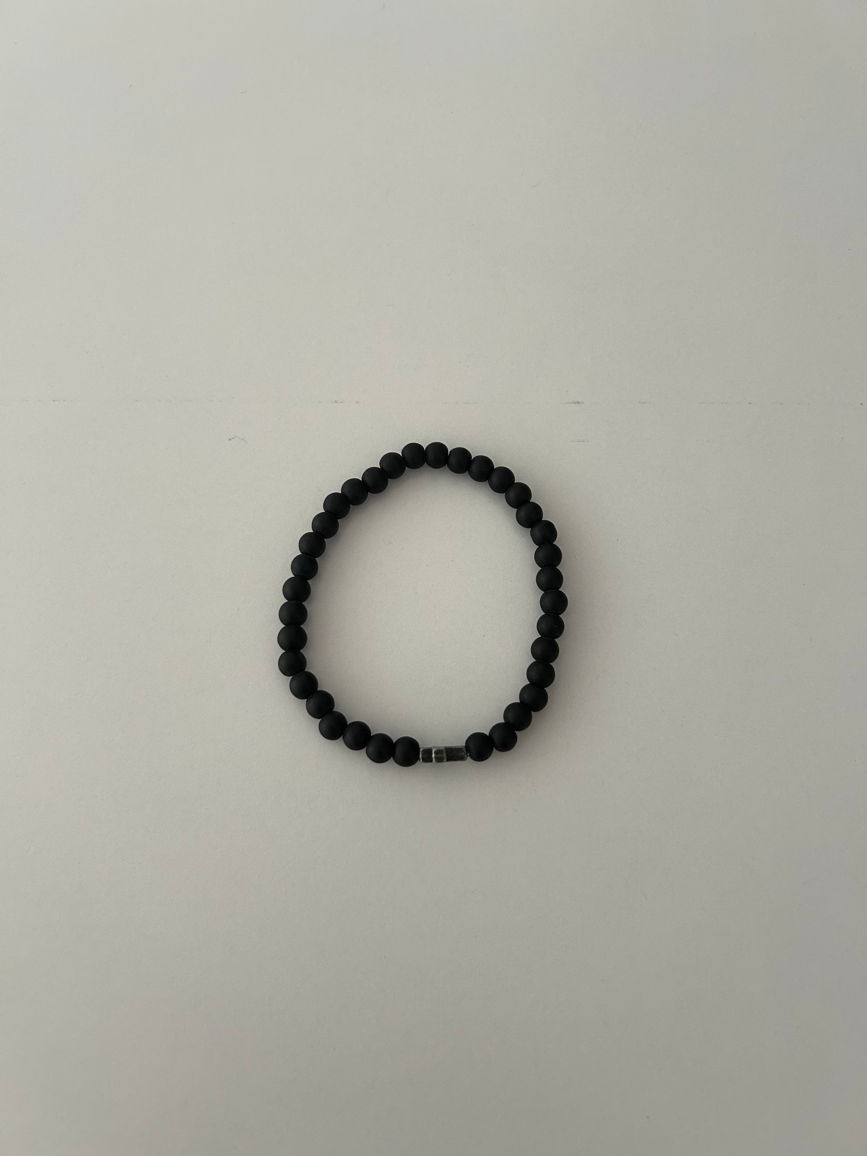 Pulsera de Cruz de Acero Oscuro