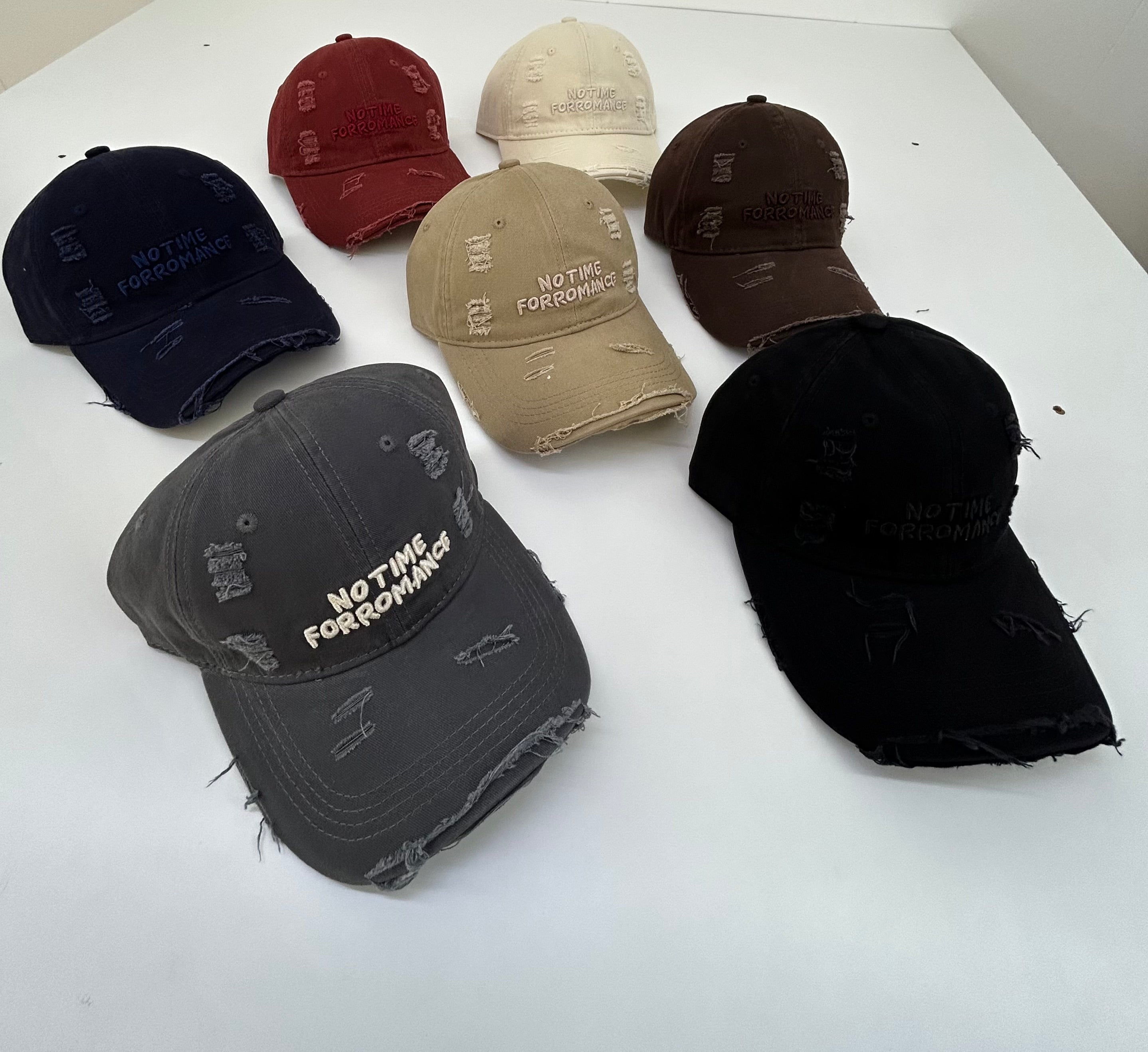 Gorras NOTIMEFORROMANCE