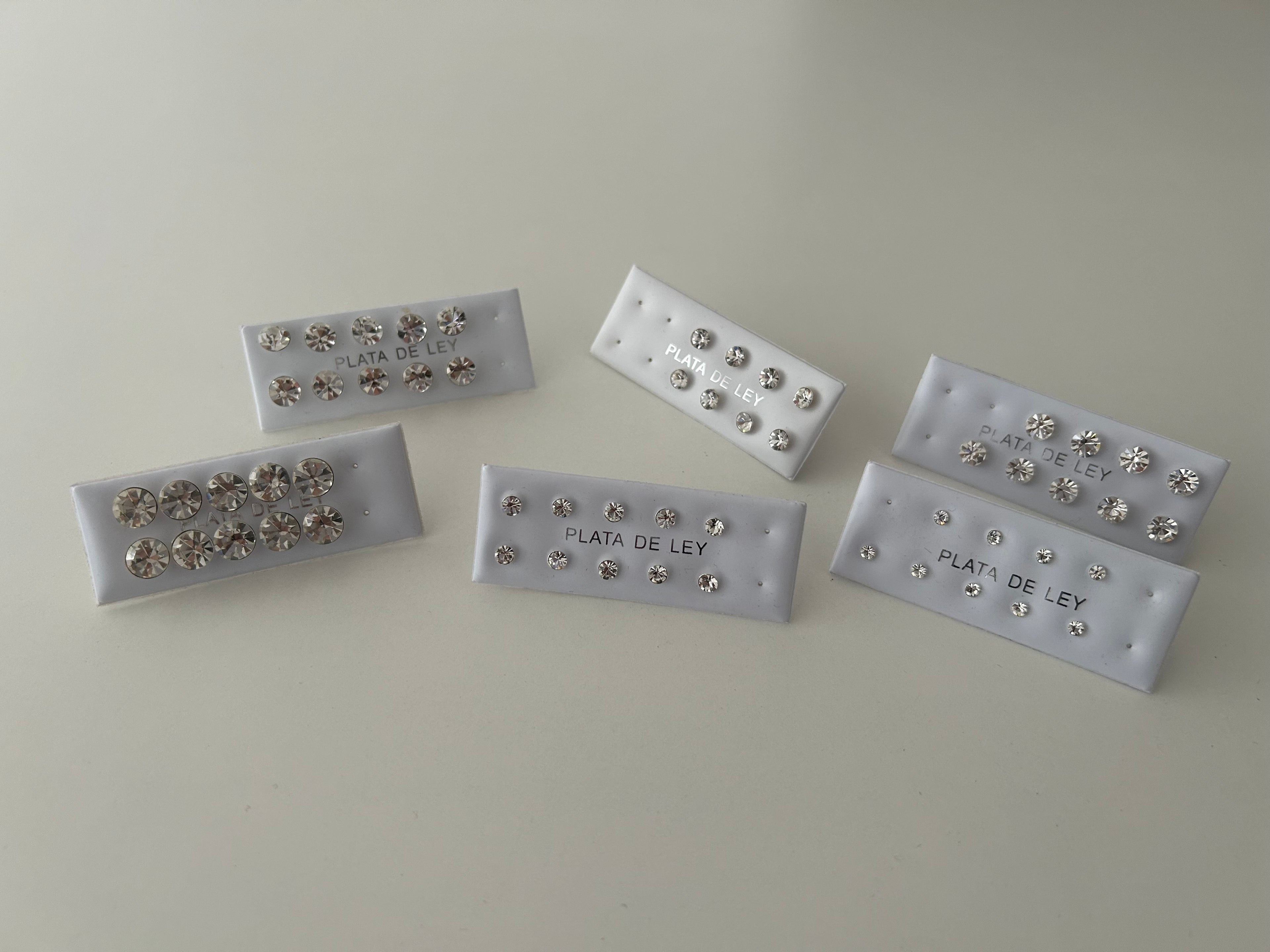 Par de Pendientes Plata Símil Blanco
