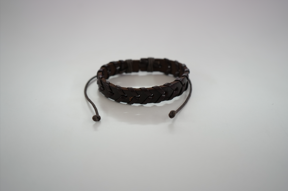 Pulsera de Cuero Vintage Trenzada Abierta
